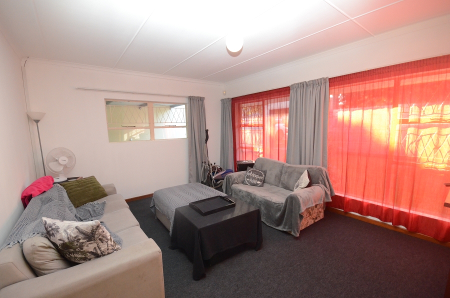 To Let 1 Bedroom Property for Rent in Vincent Eastern Cape